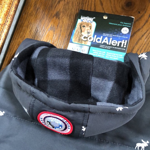 New LuvGear Cold Alert reversible pet jacket. Sz L. Gray with little white moose - Picture 4 of 16